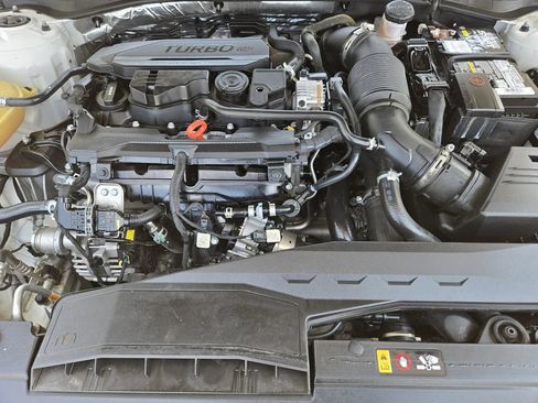 Used 2022 Kia K5 LXS FWD image 30