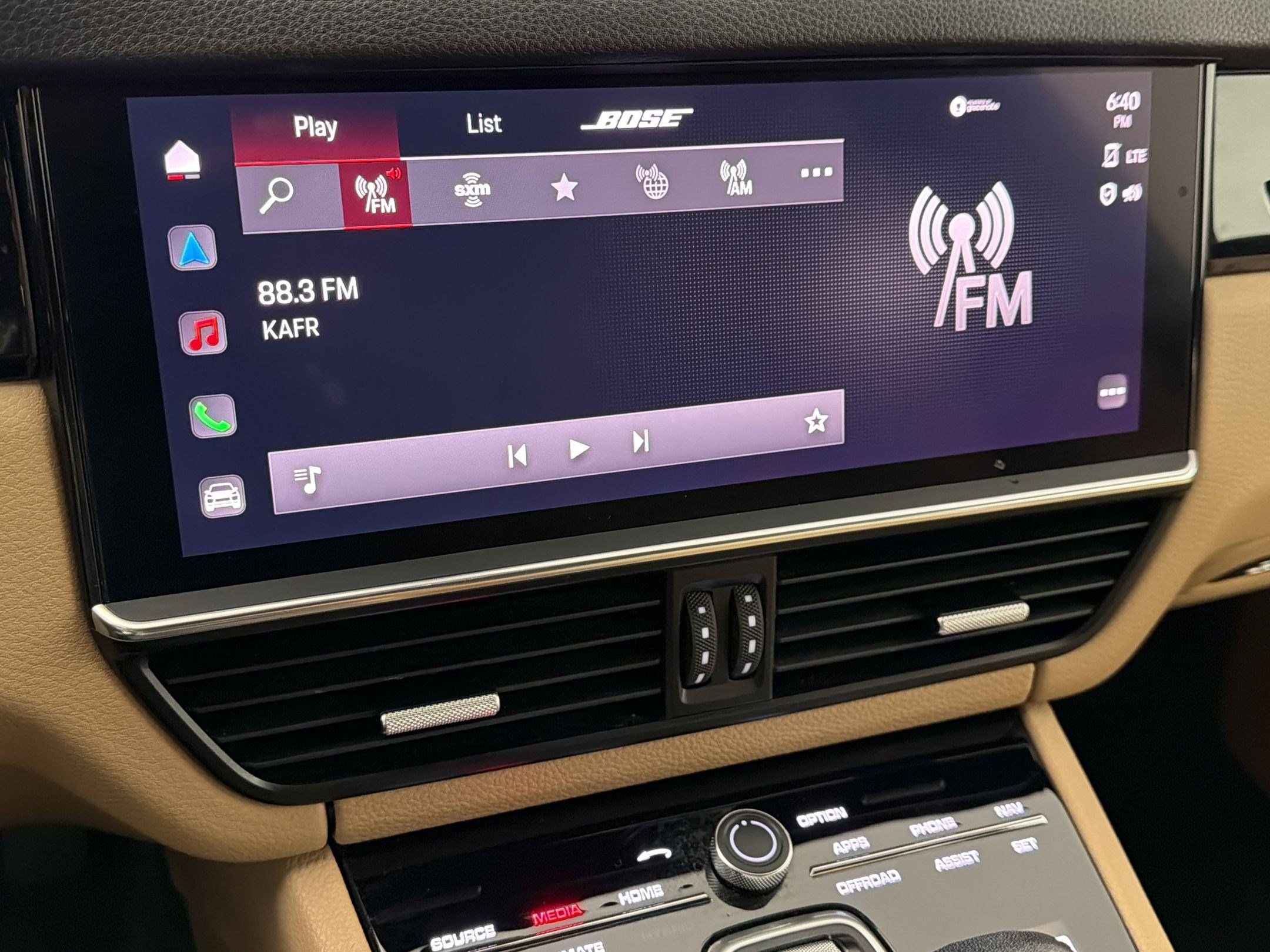Certified 2023 Porsche Cayenne AWD/4WD image 21