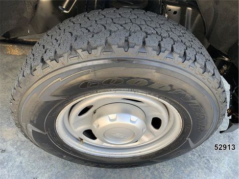 Used 2017 Ford F250 XL RWD image 24