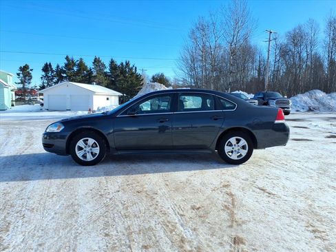Used 2014 Chevrolet Impala Limited LS image 2