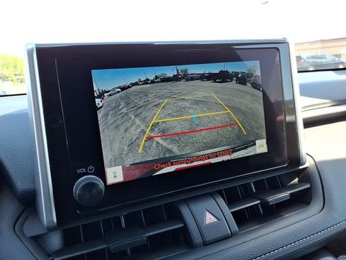 Certified 2024 Toyota RAV4 LE image 21