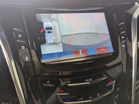 Used 2018 Cadillac Escalade Platinum image 25