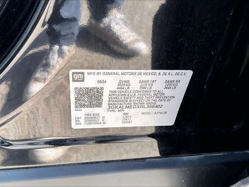 Used 2024 GMC Terrain SLE image 37