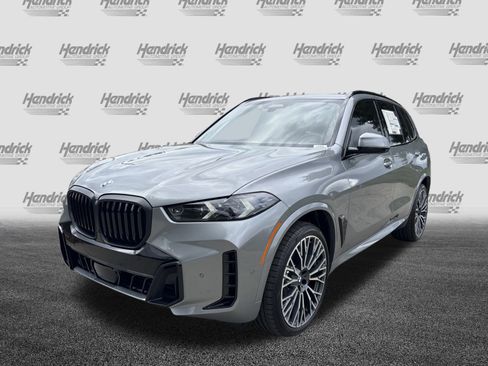 Used 2026 BMW X5 xDrive40i w/ M Sport Package image 5