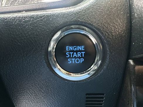 Certified 2022 Toyota 4Runner TRD Off-Road Premium image 38