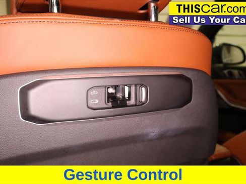 Used 2024 BMW X5 xDrive40i w/ Premium Package image 29