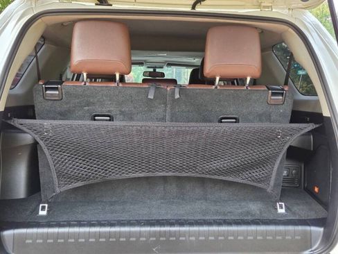 Used 2018 Toyota 4Runner Limited AWD/4WD image 17