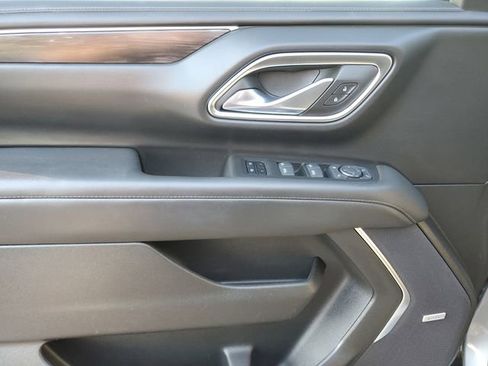 Used 2024 Chevrolet Tahoe LT w/ Luxury Package RWD image 15