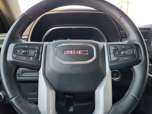 Used 2023 GMC Yukon XL SLT RWD image 19