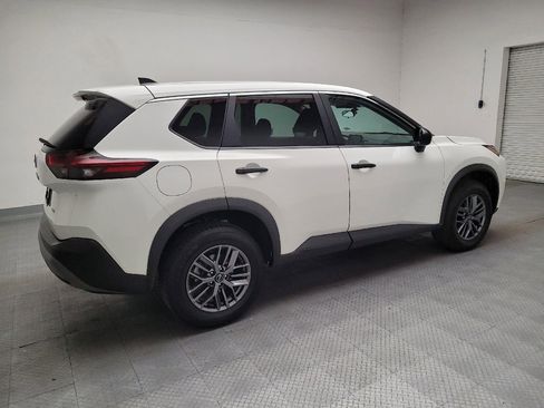 Used 2023 Nissan Rogue S AWD/4WD image 10