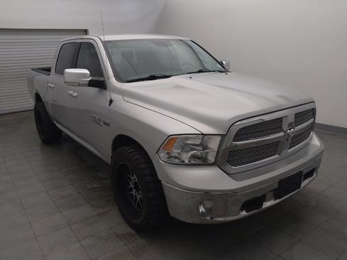 Used 2017 RAM 1500 Lone Star RWD image 13