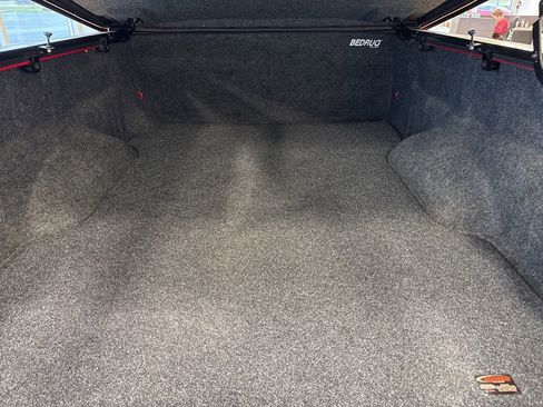 Used 2018 Chevrolet Colorado Z71 image 15