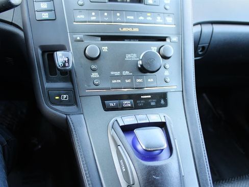 Used 2010 Lexus HS 250h Hybrid Premium image 25