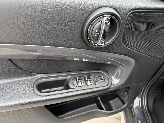 Used 2017 MINI Cooper Countryman S FWD image 16