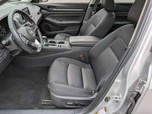 Used 2019 Nissan Altima 2.5 SV AWD/4WD image 12