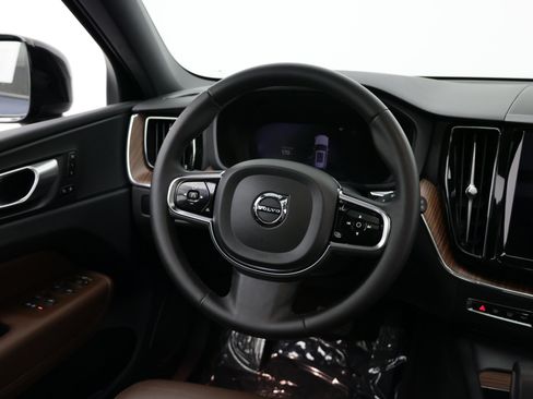 Used 2024 Volvo XC60 B5 Plus AWD/4WD image 26