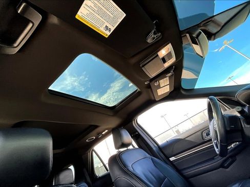 Used 2019 Ford Explorer Limited w/ Ford Safe & Smart Package image 20