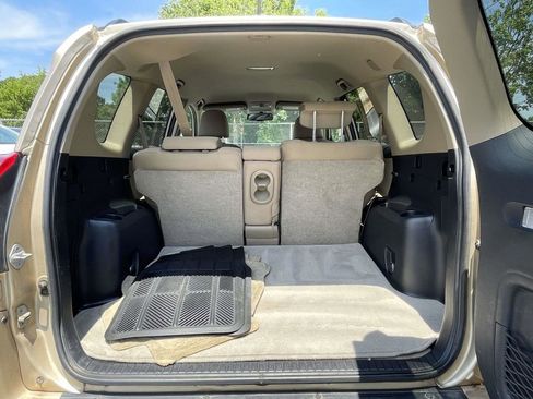 Used 2009 Toyota RAV4 2WD V6 image 9