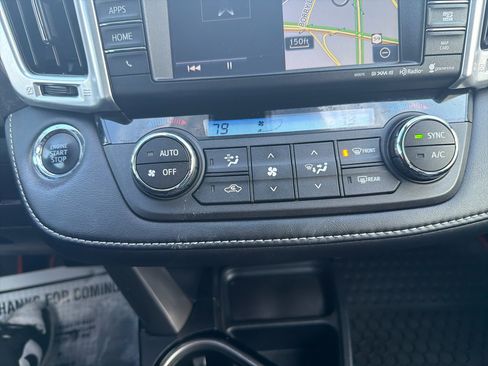 Used 2016 Toyota RAV4 Limited image 27