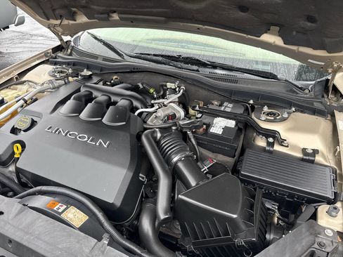 Used 2006 Lincoln Zephyr image 12