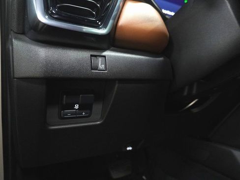 Used 2023 GMC Canyon AT4 w/ Canyon Safety Plus Package image 22