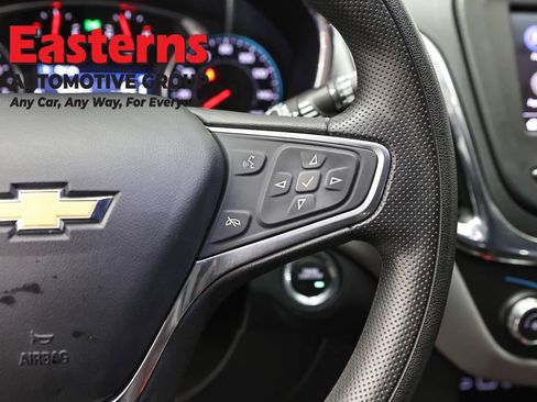 Used 2022 Chevrolet Equinox LT FWD image 15