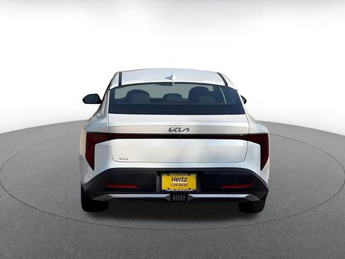 Used 2025 Kia K4 FWD image 12