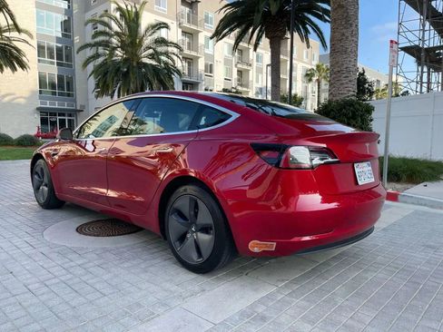 Used 2022 Tesla Model 3 image 6