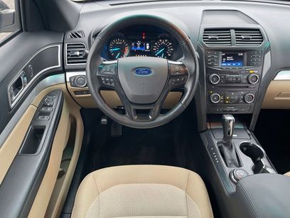 Used 2017 Ford Explorer XLT
