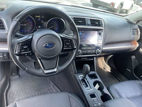 Used 2019 Subaru Outback 2.5i Limited AWD/4WD image 11