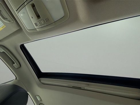 Used 2015 INFINITI QX50 Journey w/ Premium Package image 14