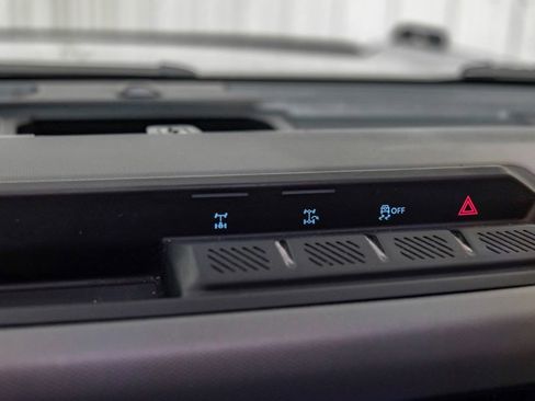 Used 2023 Ford Bronco Black Diamond image 29