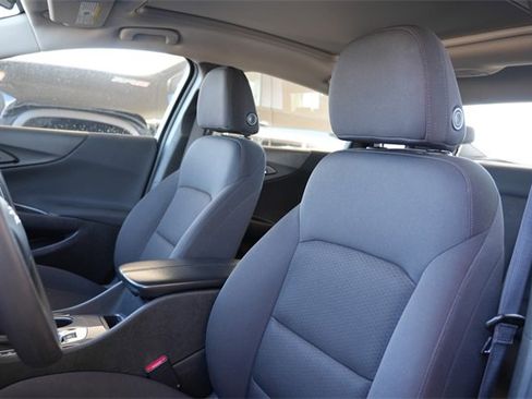 Used 2022 Chevrolet Malibu LT image 16