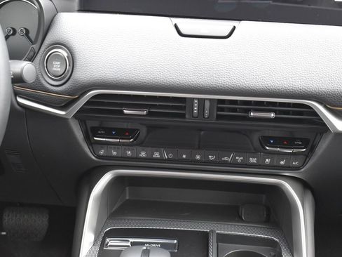 Certified 2026 MAZDA CX-90 3.3 Turbo w/ Preferred Package image 20