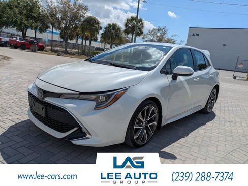 Used 2019 Toyota Corolla XSE image 6