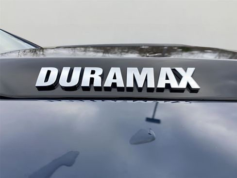 Used 2023 Chevrolet Silverado 1500 LT Trail Boss w/ Protection Package image 9