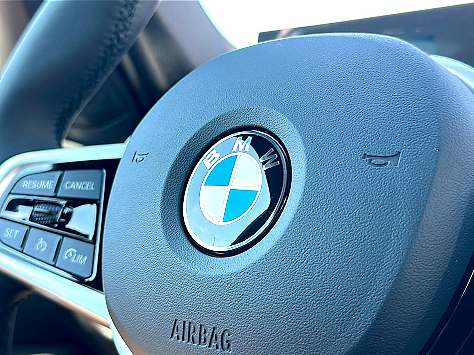 New 2026 BMW 330i Sedan w/ M Sport Package RWD image 21