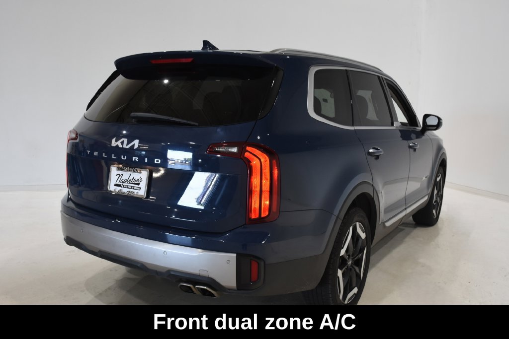 Used 2025 Kia Telluride S FWD image 4