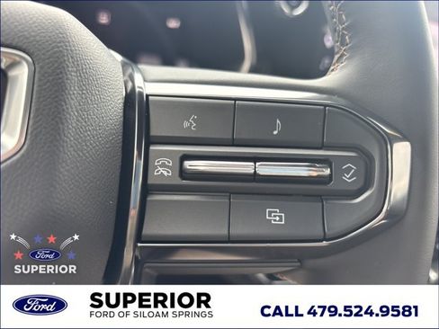 Used 2025 GMC Canyon AT4 w/ Nightfall Edition AWD/4WD image 26