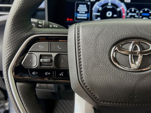 New 2025 Toyota Tundra Platinum image 18