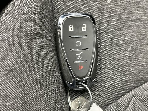 Used 2023 Chevrolet Equinox LT w/ Driver Convenience Package image 25