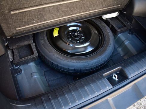 Used 2024 Hyundai Tucson Limited image 29