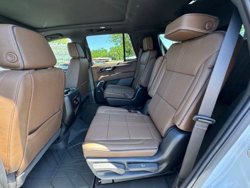 New 2026 Chevrolet Tahoe High Country RWD image 20