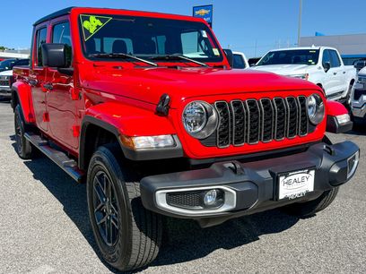 Used 2024 Jeep Gladiator Sport