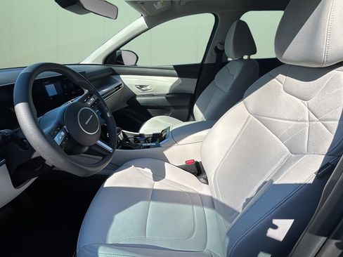 Certified 2025 Hyundai Tucson SEL image 18