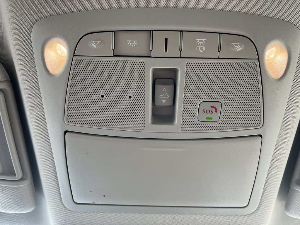 Used 2024 Nissan Armada SL w/ Captain's Chairs Package AWD/4WD image 32
