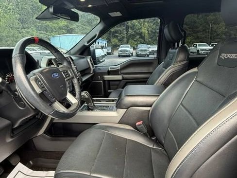 Used 2018 Ford F150 Raptor w/ Equipment Group 802A Luxury AWD/4WD image 10