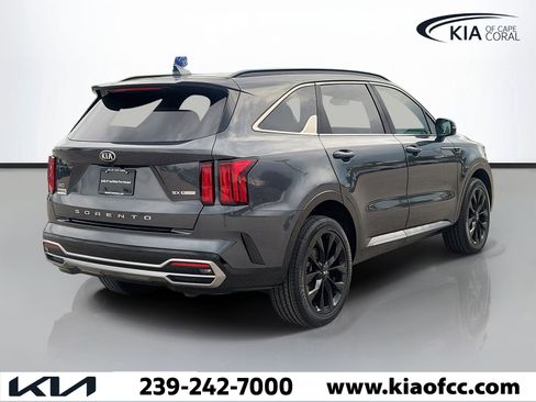 Certified 2021 Kia Sorento SX AWD/4WD image 3