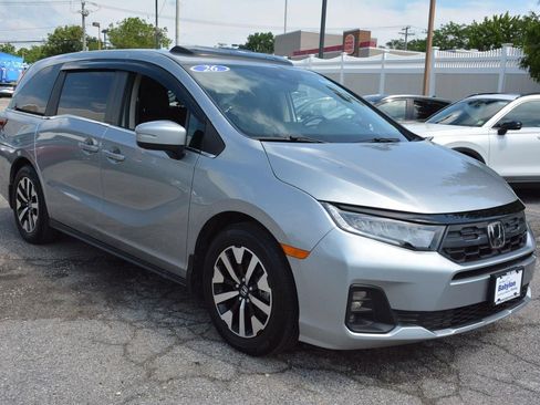 Used 2026 Honda Odyssey EX-L image 7