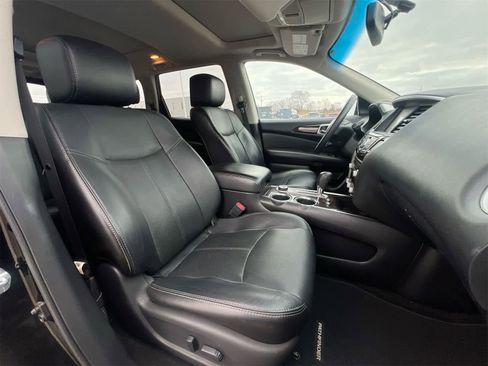 Used 2014 Nissan Pathfinder SL image 21